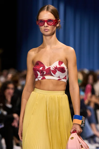 Look 51